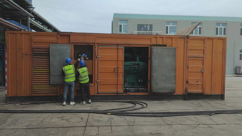 安国如何检查柴油发电机组的机油油位？